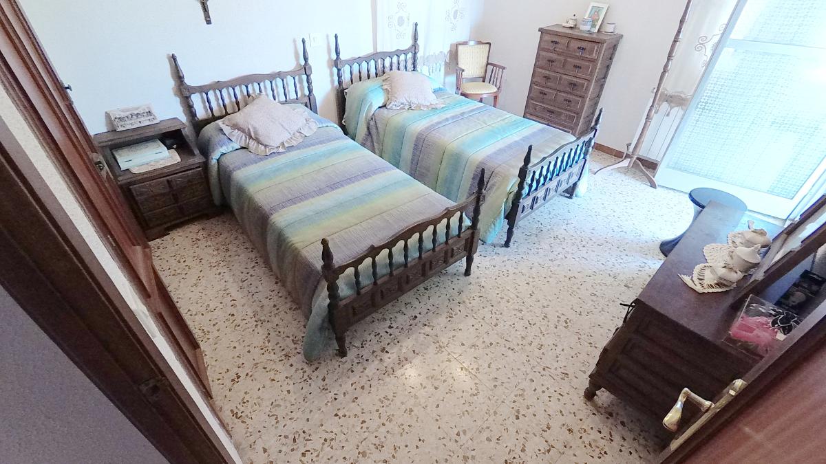 Chalet en Serranillos Playa, jardín y piscina. Jotamar