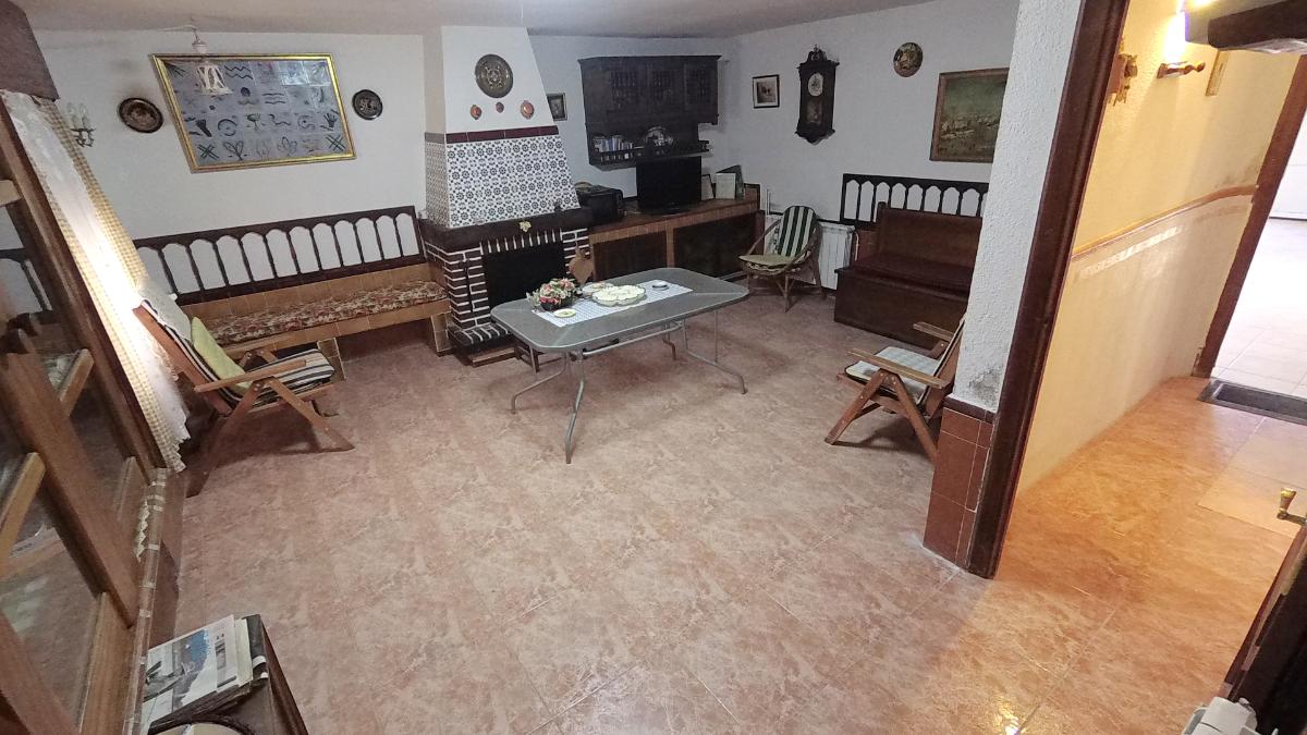 Chalet en Serranillos Playa, jardín y piscina. Jotamar