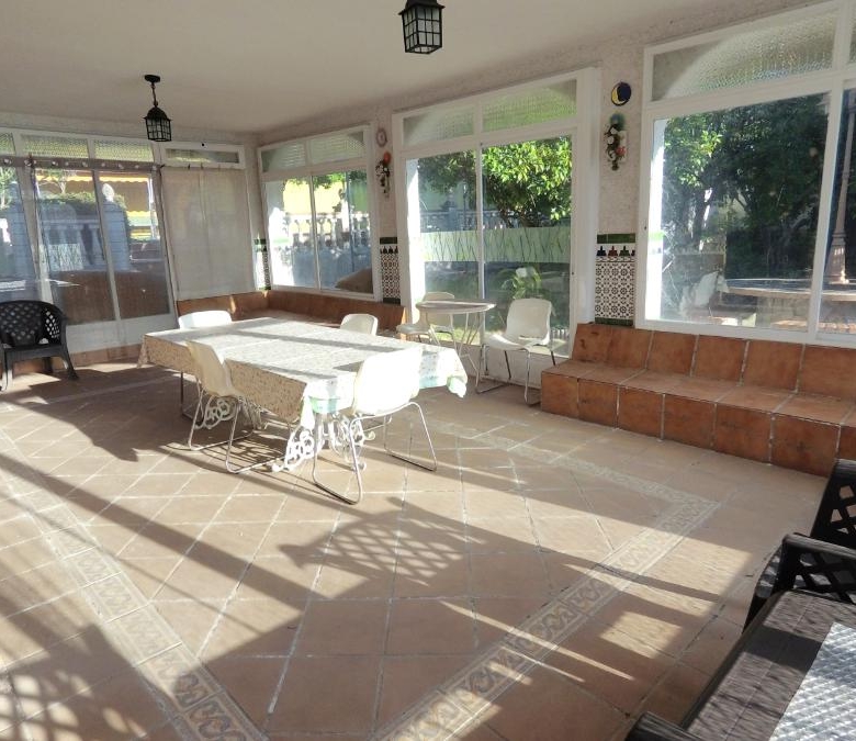Chalet en Serranillos Playa, jardín y piscina. Jotamar