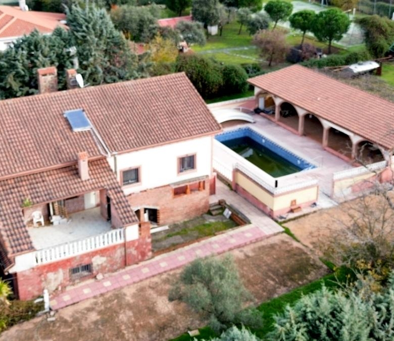 Chalet parcela Serranillos Playa