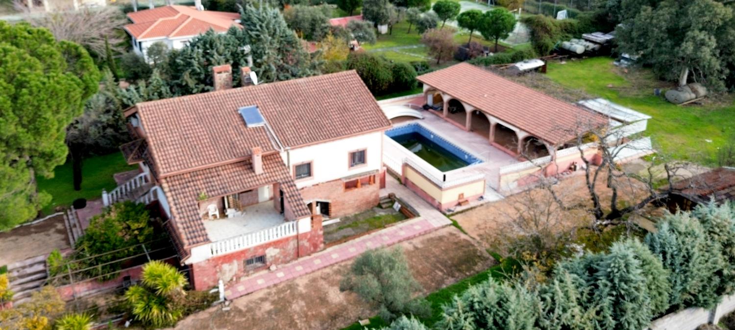 Chalet parcela Serranillos Playa